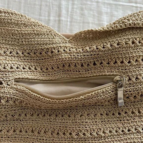 Crotchet Tan Crossbody Bag - Picture 4 of 5
